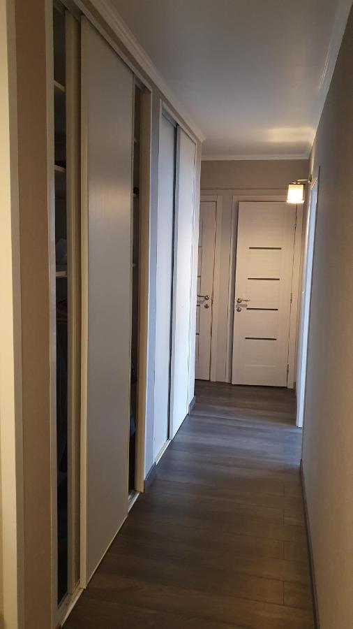 Appartement Avec Parking Gratuit Proche De Village De Marque Bourgoin-Jallieu Buitenkant foto